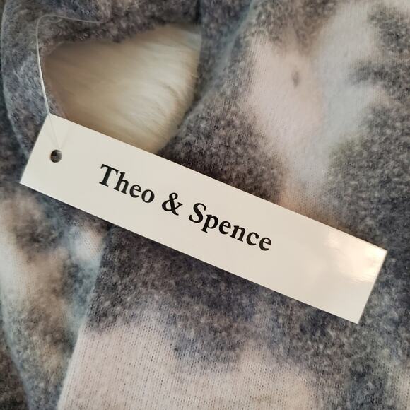 NWT MSRP $55 Theo & Spence Small Tie Dye V-Neck Hoodie - Picture 4 of 8